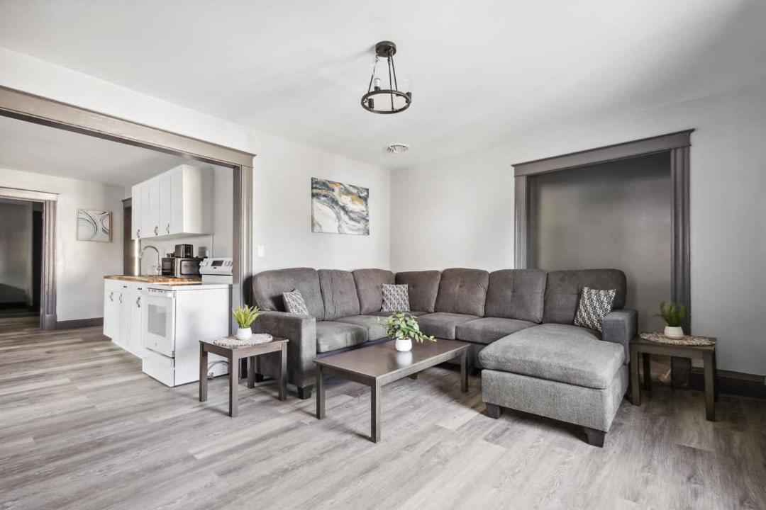 Spacious 6Br 2Ba Minutes For The Falls & Casino Niagarafallen Exteriör bild