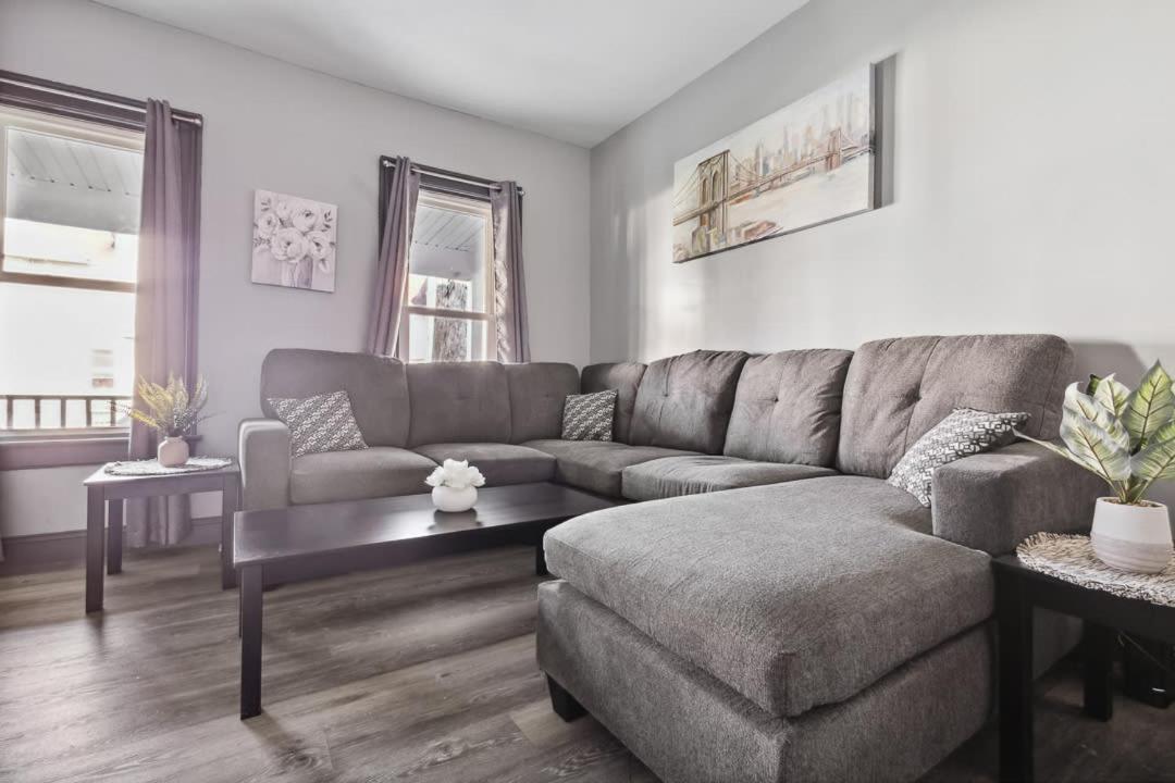 Spacious 6Br 2Ba Minutes For The Falls & Casino Niagarafallen Exteriör bild