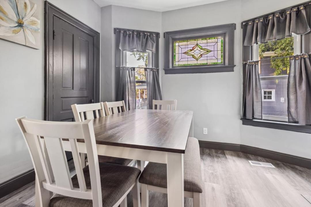 Spacious 6Br 2Ba Minutes For The Falls & Casino Niagarafallen Exteriör bild