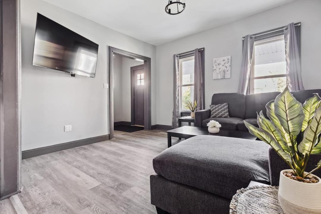 Spacious 6Br 2Ba Minutes For The Falls & Casino Niagarafallen Exteriör bild