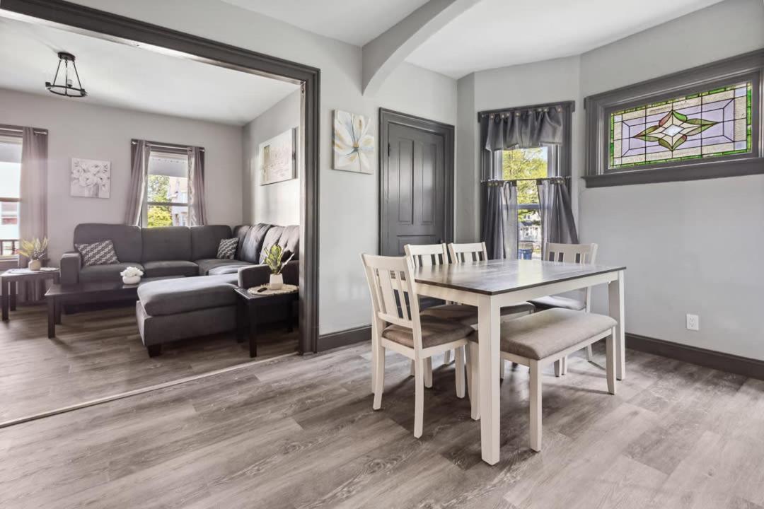 Spacious 6Br 2Ba Minutes For The Falls & Casino Niagarafallen Exteriör bild
